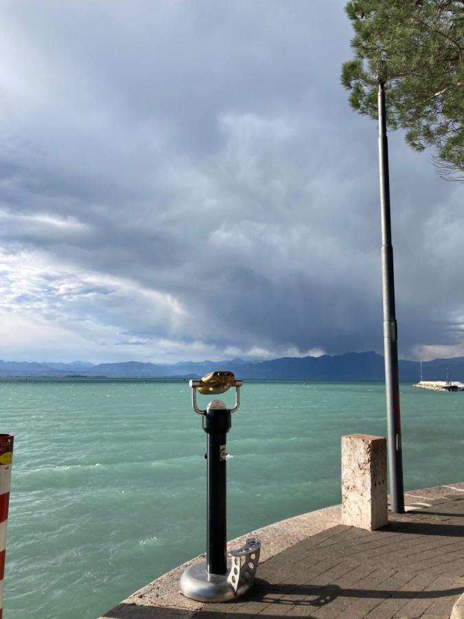 Garda Art&Lake Peschiera del Garda Esterno foto