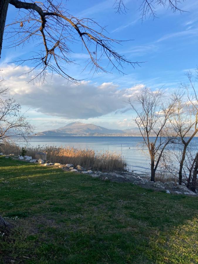 Garda Art&Lake Peschiera del Garda Esterno foto
