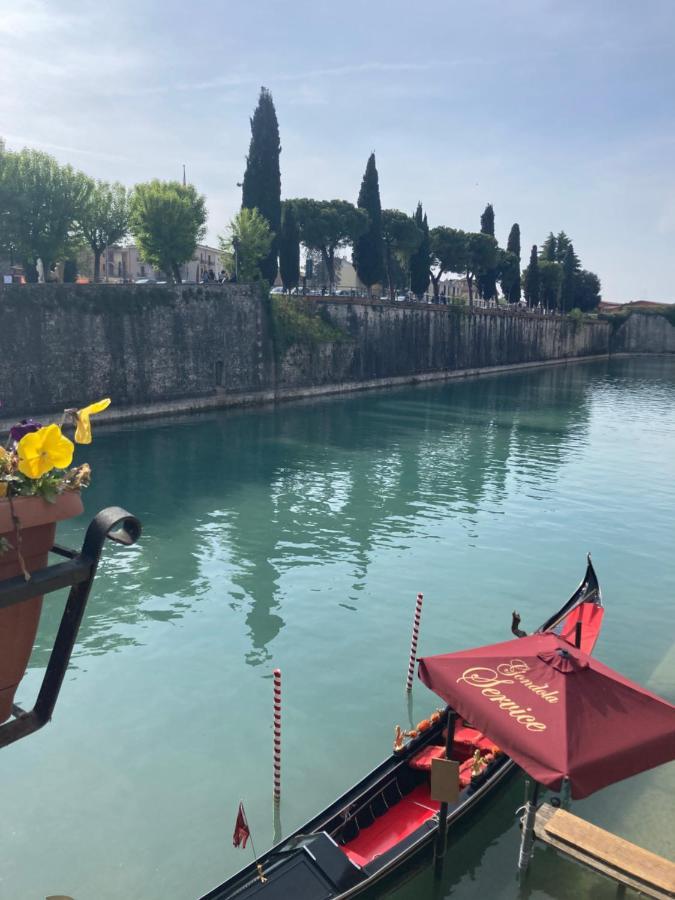 Garda Art&Lake Peschiera del Garda Esterno foto